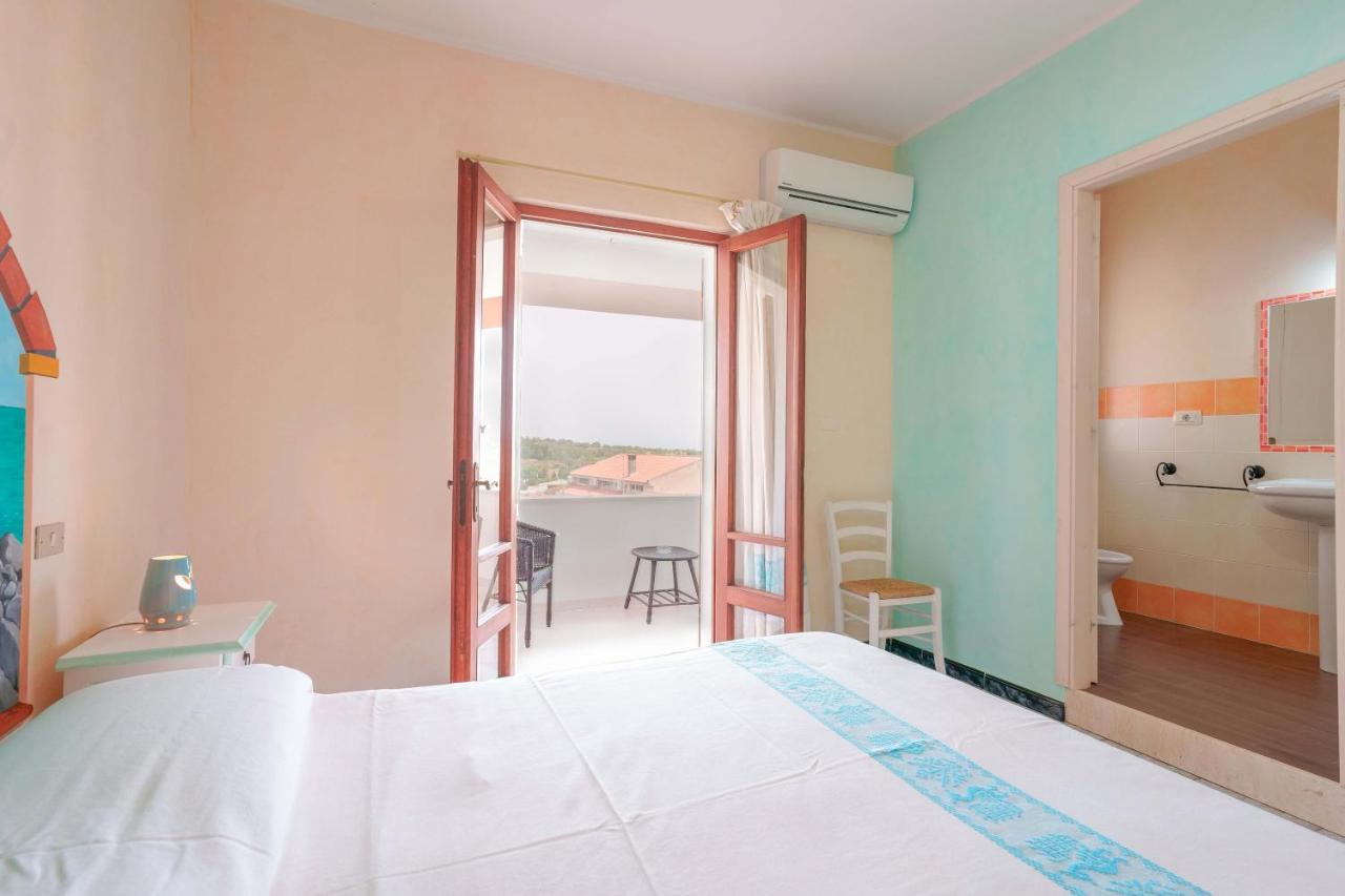 S'Apposentu Affittacamere Pula Exterior foto