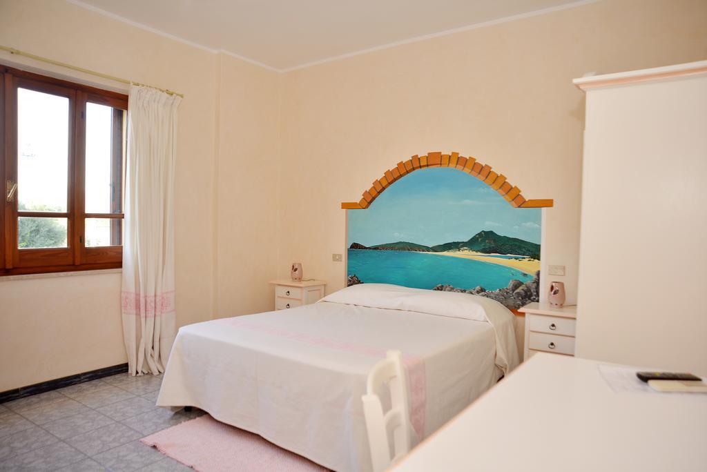 S'Apposentu Affittacamere Pula Habitación foto